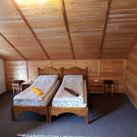 Guest House Mansarda Yaremche Exterior photo