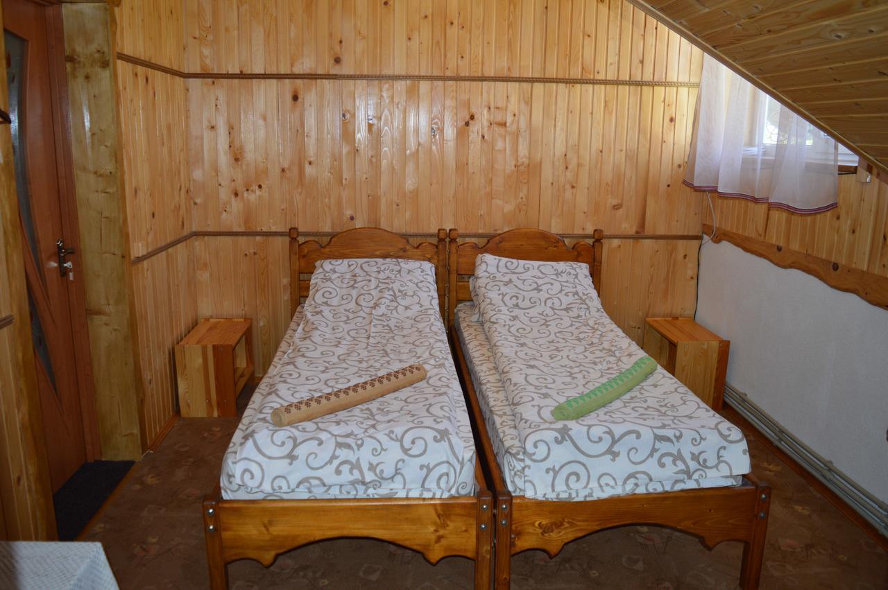 Guest House Mansarda Yaremche Exterior photo